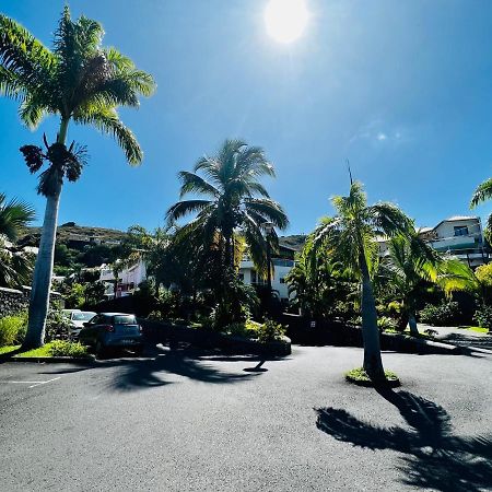 Apartament Appart. Avec Grande Terrasse Vue Ocean Saint-Gilles Les Bains Zewnętrze zdjęcie