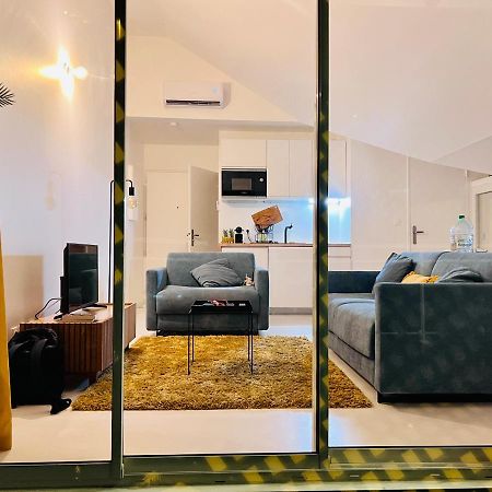 Apartament Appart. Avec Grande Terrasse Vue Ocean Saint-Gilles Les Bains Zewnętrze zdjęcie