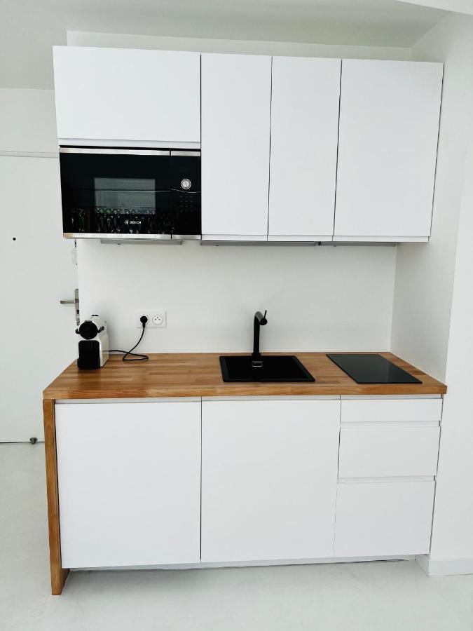 Apartament Appart. Avec Grande Terrasse Vue Ocean Saint-Gilles Les Bains Zewnętrze zdjęcie